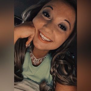 Meet your Posher, Hope